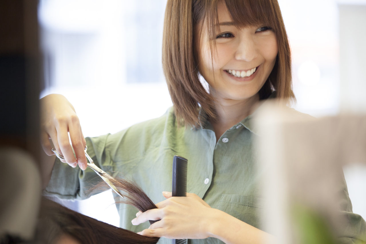 業務委託美容師、そのメリットとデメリットとは? 恵比寿の美容室ORO 業務委託美容師、そのメリットとデメリットとは? 恵比寿の美容室ORO